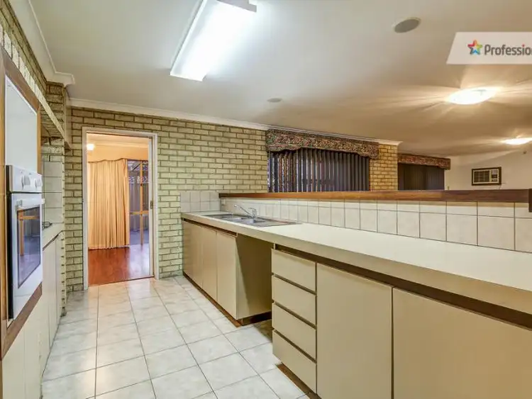 Sixth view of Homely house listing, 32 Christowe Drive, Swan View WA 6056