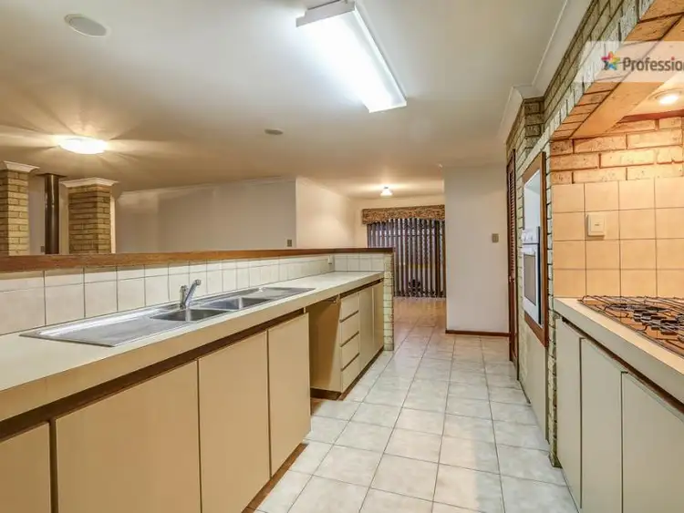 Seventh view of Homely house listing, 32 Christowe Drive, Swan View WA 6056