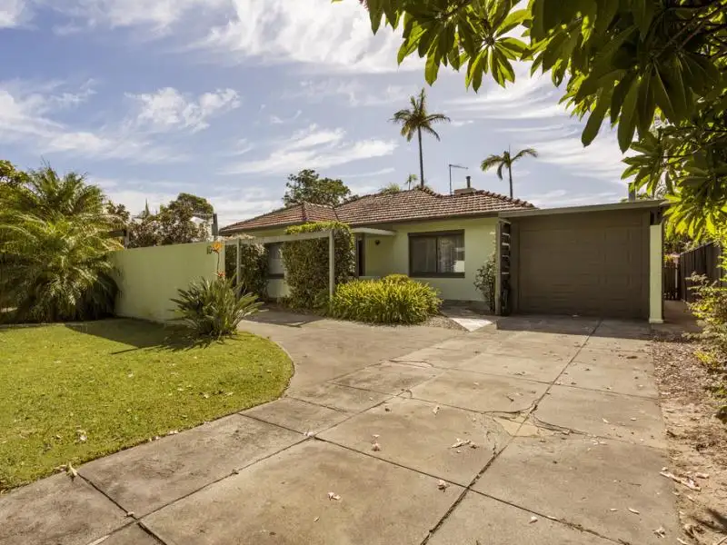 Main view of Homely house listing, 10 Fletcher St, Applecross WA 6153