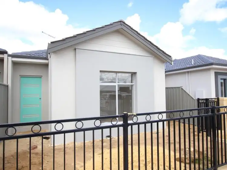 Main view of Homely house listing, 21 Kangaroo Avenue, Kwinana Town Centre WA 6167
