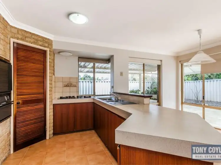 Fifth view of Homely house listing, 8 Farrow Way, Bibra Lake WA 6163