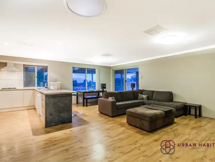 Second view of Homely house listing, 9 Doherty Heights, Parmelia WA 6167
