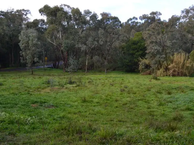 185 Falls Road, Hovea WA 6071