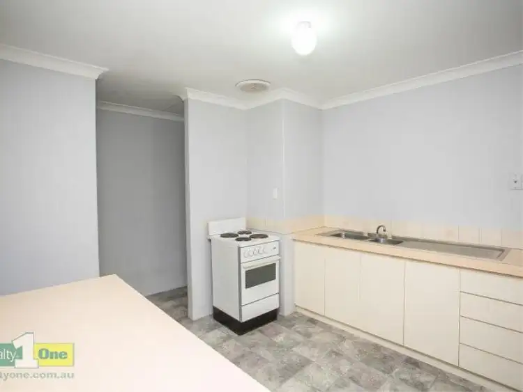 Fifth view of Homely villa listing, 6/25 Quarram  Way, Gosnells WA 6110
