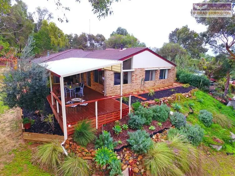 16 Grevillea Crescent, Swan View WA 6056