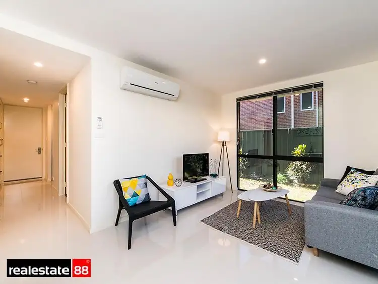 Sixth view of Homely apartment listing, 3/33 Windsor Street, Perth WA 6000