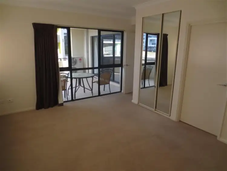 28/9 Linkage Avenue, Cockburn Central WA 6164