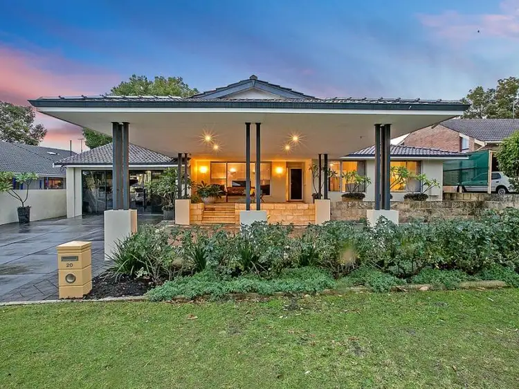 20 Clive St, Bicton WA 6157
