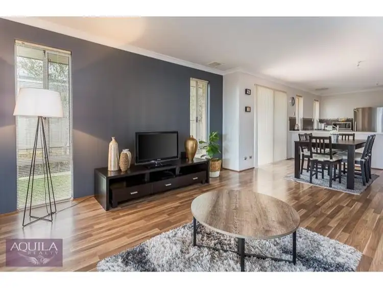 10 Coree Lane, Ellenbrook WA 6069