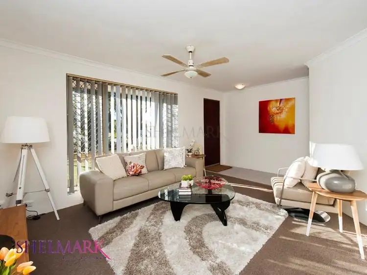 10 Moore Court, Cooloongup WA 6168