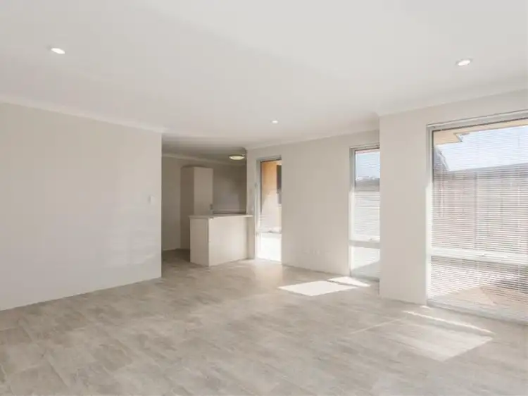 Fifth view of Homely house listing, 8 Narran Street, Hilbert WA 6112