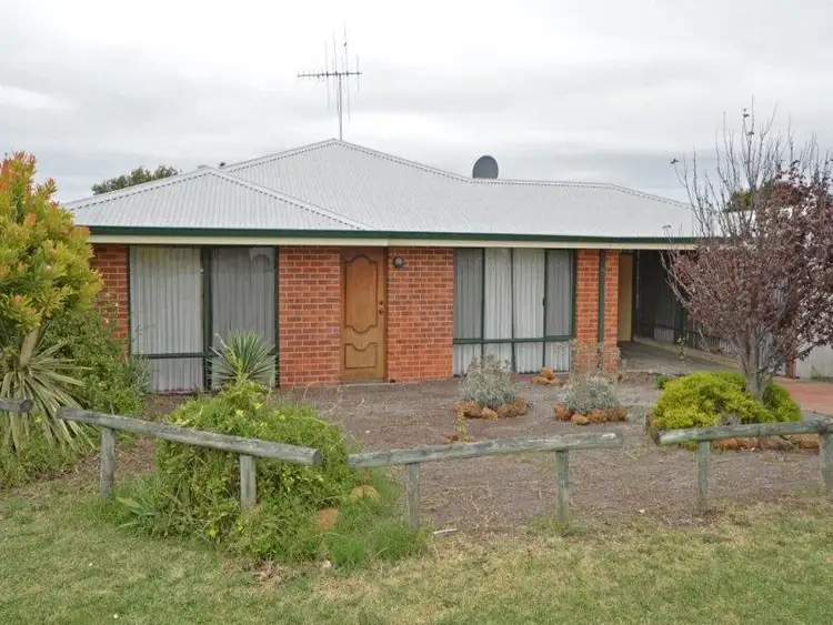 35 Leschenault Street, Lockyer WA 6330
