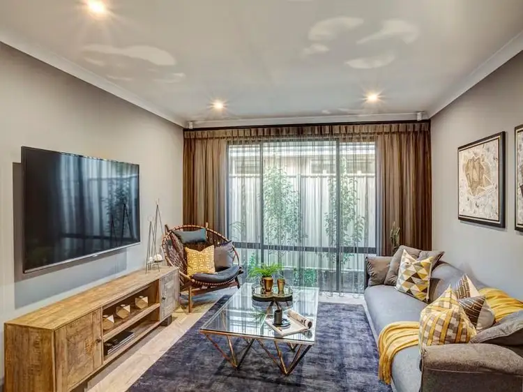 Fifth view of Homely house listing, 27 Manhattan Concourse, Hilbert WA 6112