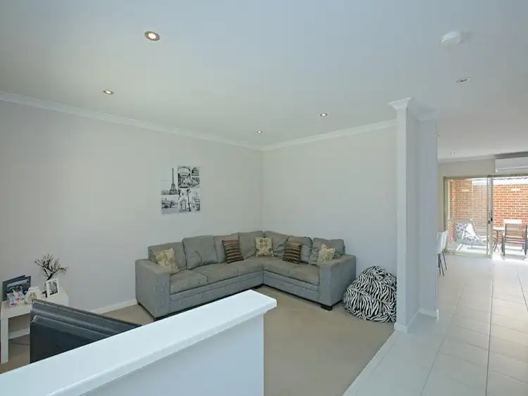 Fourth view of Homely semi-detached listing, 12a Wotan St, Innaloo WA 6018