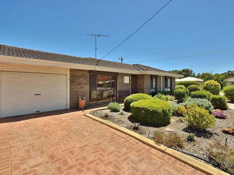 8 Deering Drive, North Yunderup WA 6208