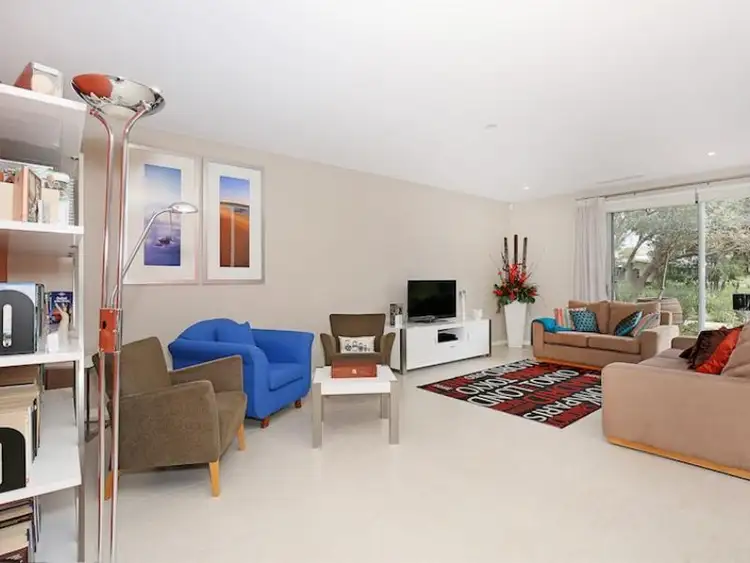 Sixth view of Homely house listing, 31 Whimbrel Crescent, Mandurah WA 6210