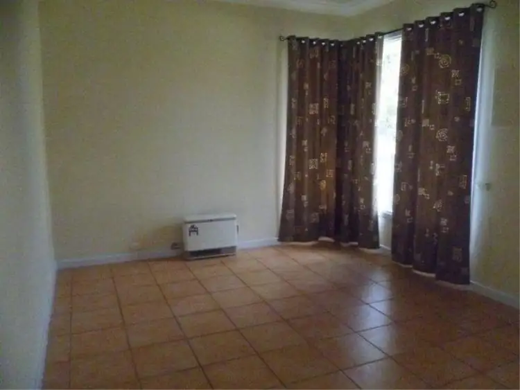 Second view of Homely house listing, 5 Tchan Street, Nulsen WA 6450