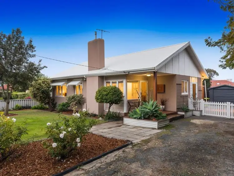 24 Thorsager Street, Coolbellup WA 6163