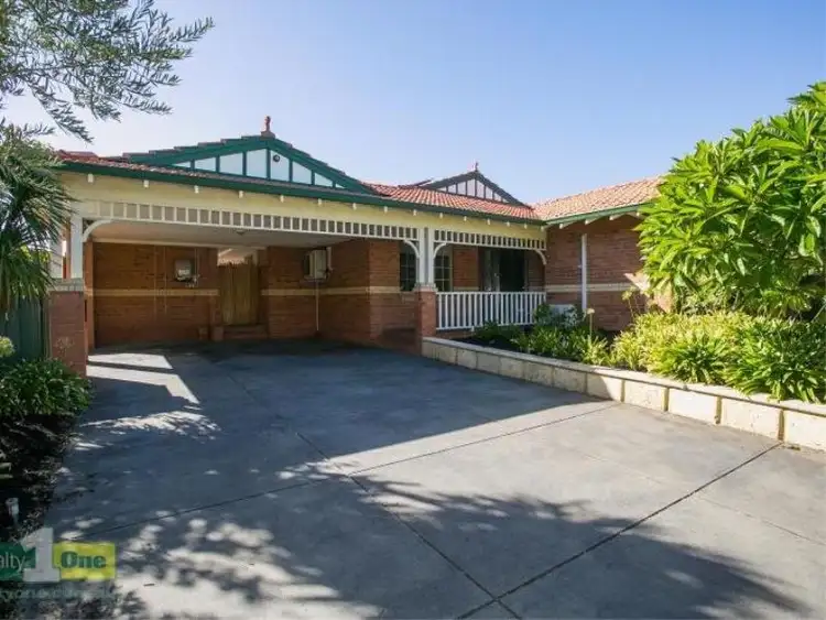 5 Johnson  Close, Winthrop WA 6150