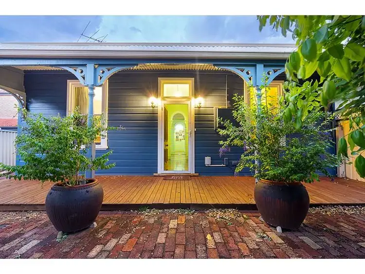 8 Gladstone Avenue, South Perth WA 6151