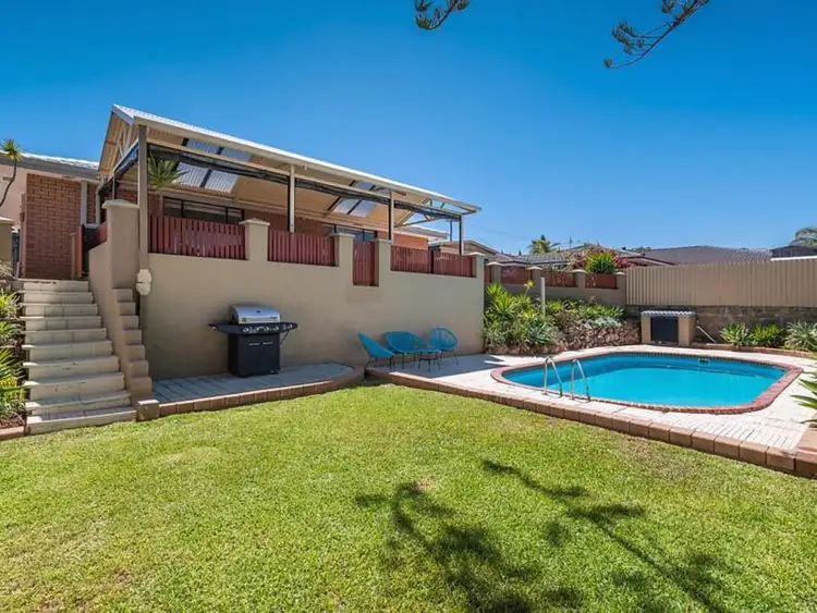122 Mullaloo Drive, Kallaroo WA 6025