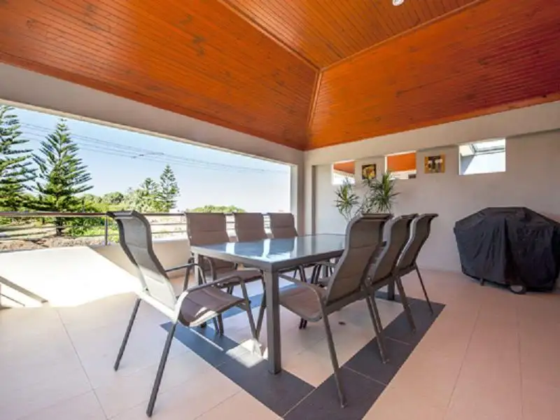 Main view of Homely unit listing, 3/2 Hayward Street, South Bunbury WA 6230