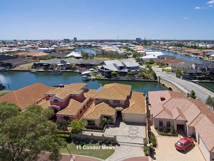 Second view of Homely house listing, 11 Condor Mews, Halls Head WA 6210