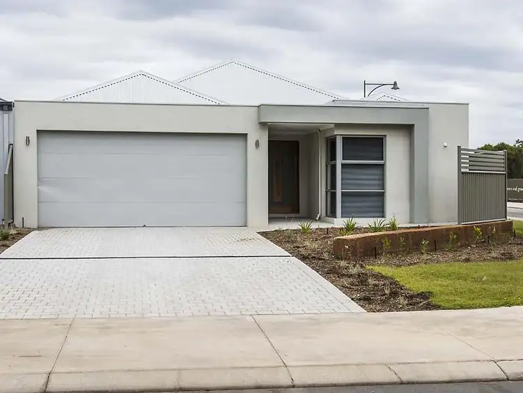 Second view of Homely house listing, 21 Darling Chase, Wandi WA 6167