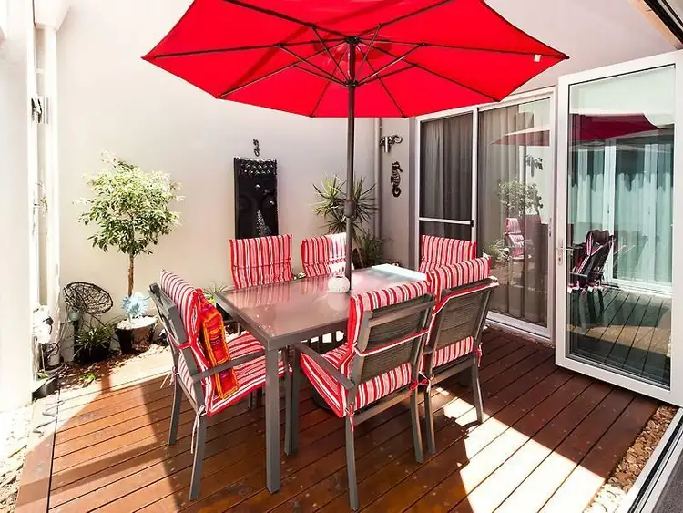 64 Whimbrel Crescent, Coodanup WA 6210