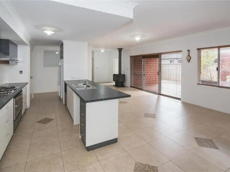 Fifth view of Homely house listing, 122 Aurelian Avenue, Yalyalup WA 6280