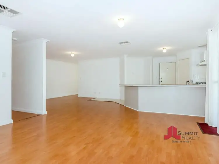 Sixth view of Homely house listing, 10 Barclay Place, Australind WA 6233