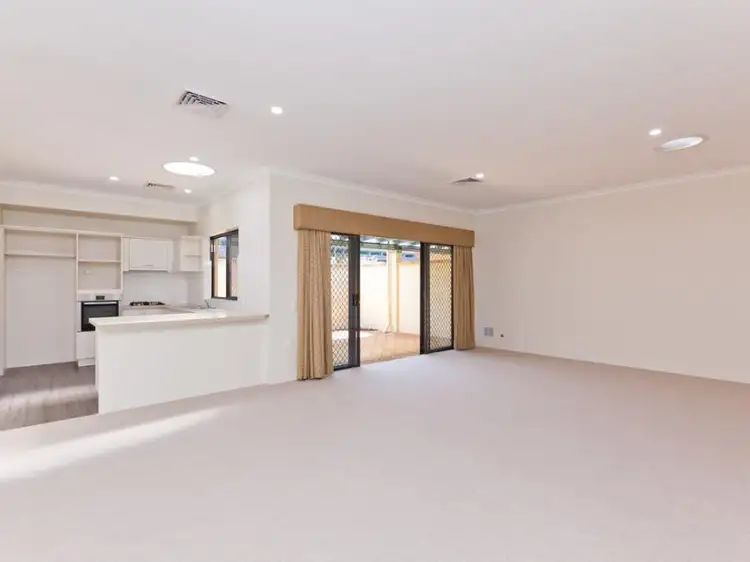 144/22 Windelya Road, Murdoch WA 6150