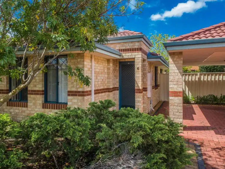 4/25 Woodloes St, Cannington WA 6107