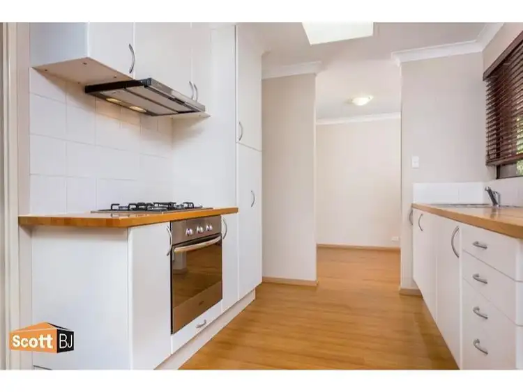 Second view of Homely house listing, 6 Edgley Place, Thornlie WA 6108