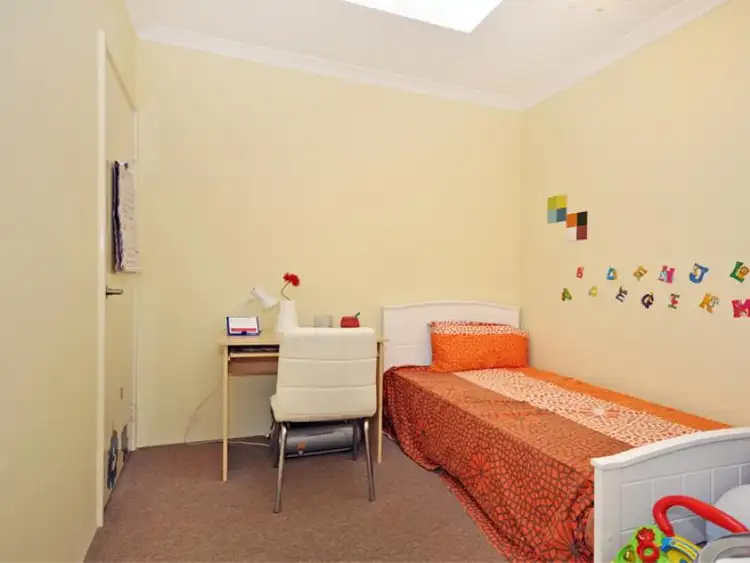 Fifth view of Homely house listing, 33 Dalgarup Way, Ellenbrook WA 6069