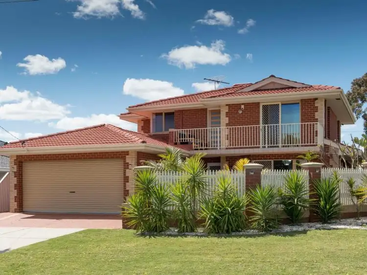 1/14 Birdwood Street, Innaloo WA 6018