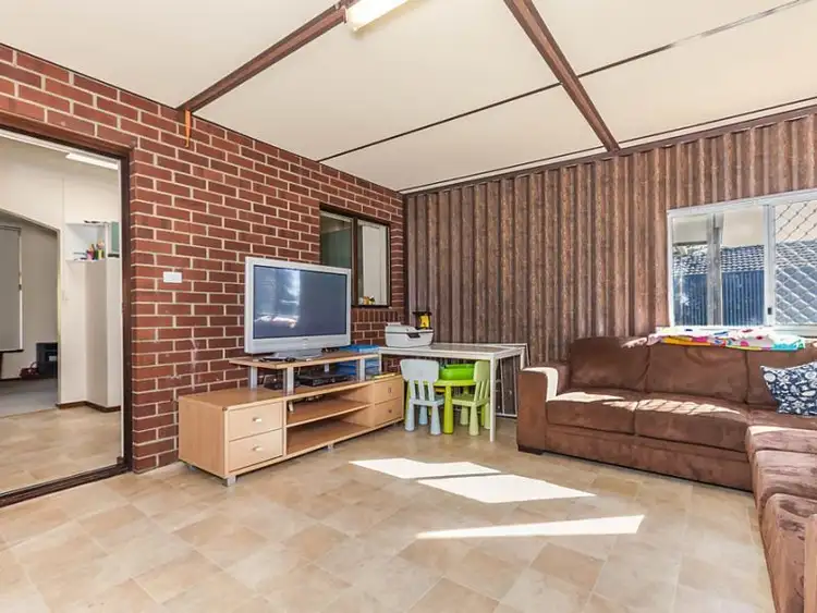 Sixth view of Homely house listing, 8 Barunga Way, Craigie WA 6025