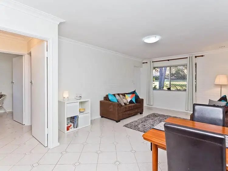 Fifth view of Homely unit listing, 8/109 Weaponess Road, Wembley Downs WA 6019