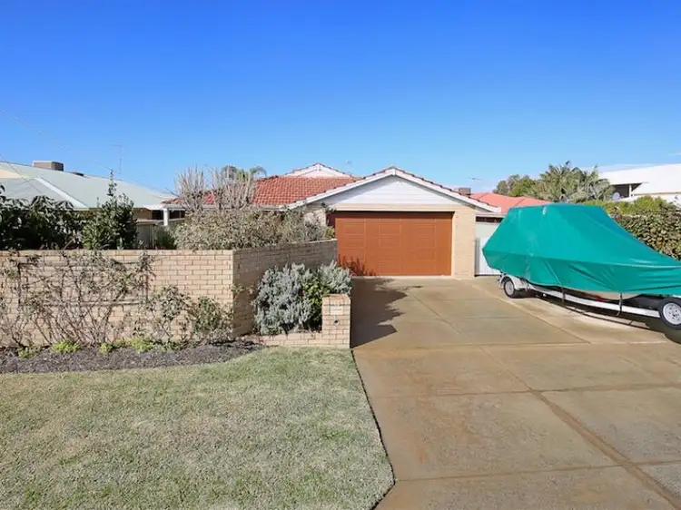 Fourth view of Homely house listing, 18 Woolah Place, South Yunderup WA 6208
