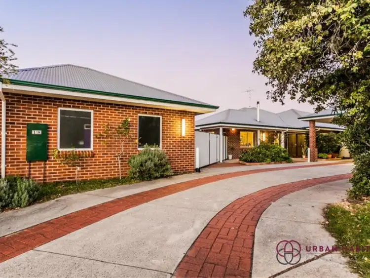 18 Madeira Place, Safety Bay WA 6169