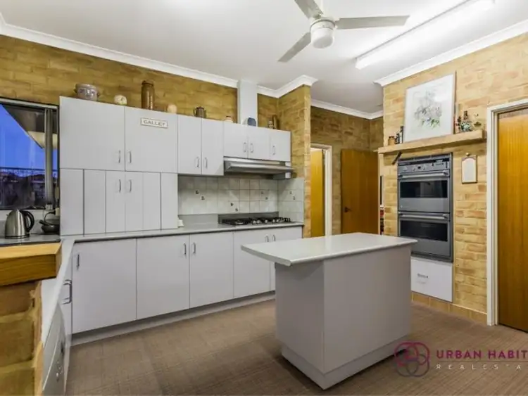 Sixth view of Homely house listing, 18 Madeira Place, Safety Bay WA 6169