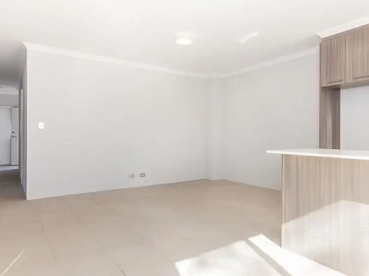 Third view of Homely villa listing, 5/4 East Road, Pearsall WA 6065