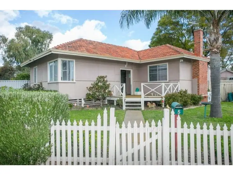 Main view of Homely house listing, 5 Holmes Place, Hilton WA 6163