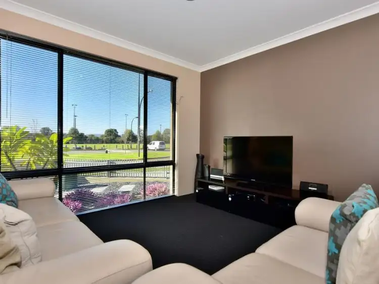 18 Maffina Parade, Ellenbrook WA 6069