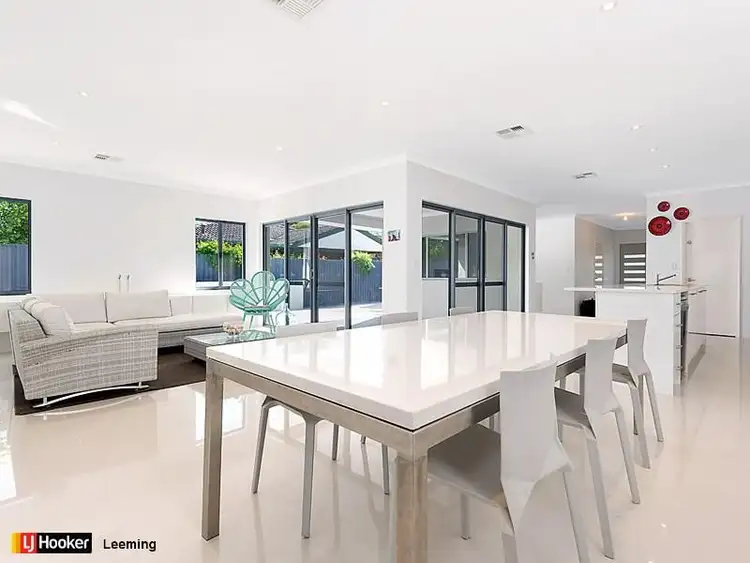 Fifth view of Homely house listing, 10 Jefferies Way, Leeming WA 6149