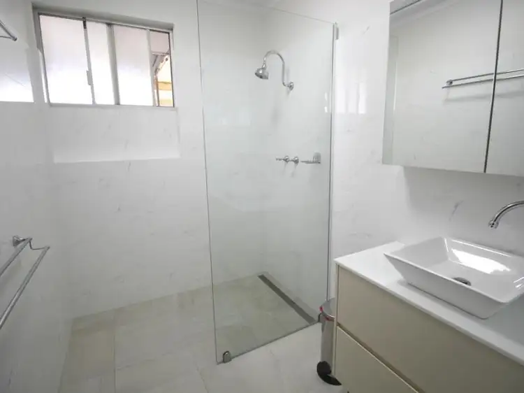 Seventh view of Homely house listing, 27 Cockman Way, Orelia WA 6167