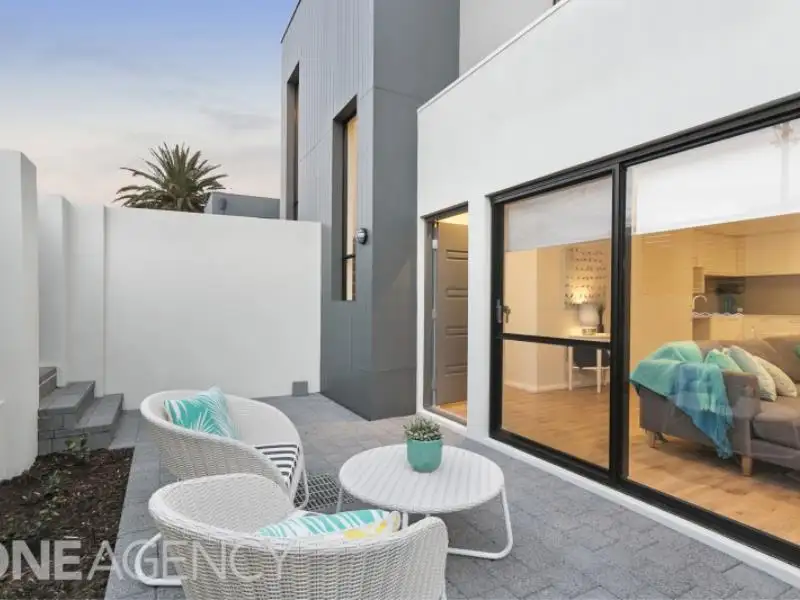Main view of Homely house listing, 7/197 Clontarf Road, Hamilton Hill WA 6163
