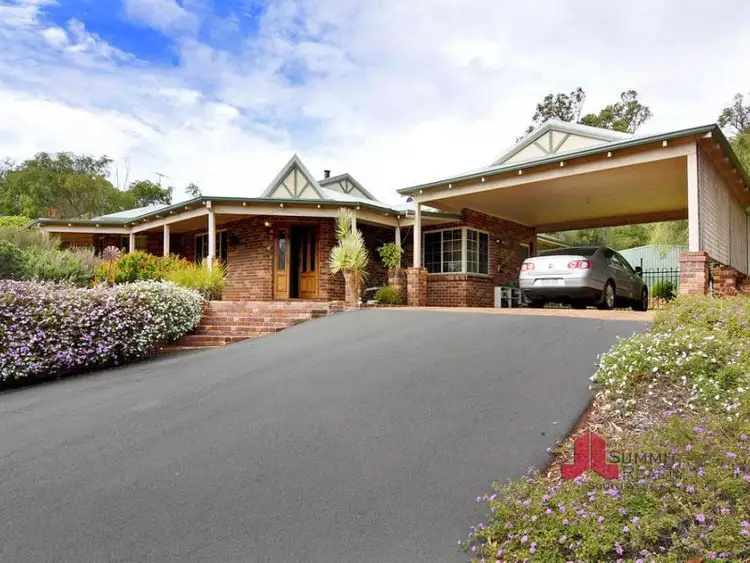 4 Little Place, Leschenault WA 6233