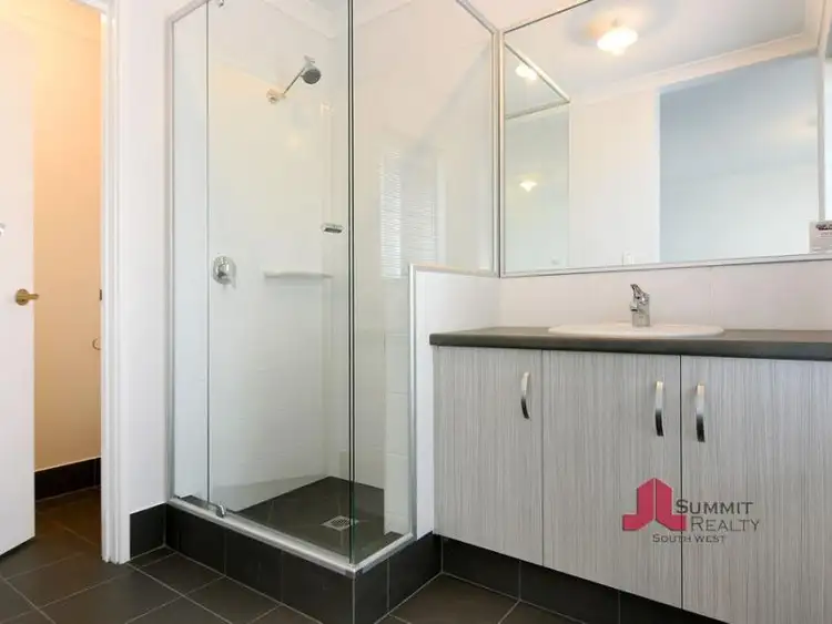 Sixth view of Homely unit listing, 1/16 Pegasus Drive, Australind WA 6233