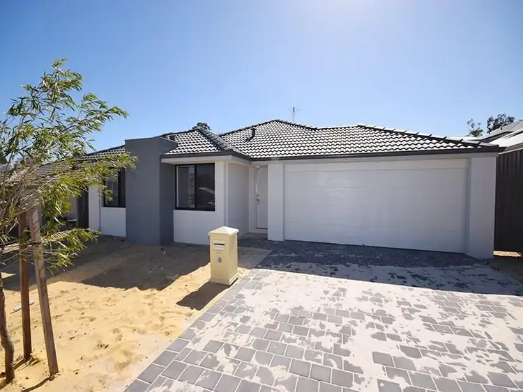 24 Tetbury Way, Wellard WA 6170